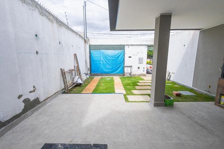 Casa à venda com 125m², 3 quartos e 2 vagas Casa à venda com 125m², 3 quartos e 2 vagasvaranda gourmet / garagem