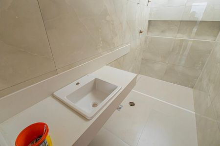 Casa à venda com 125m², 3 quartos e 2 vagassuite