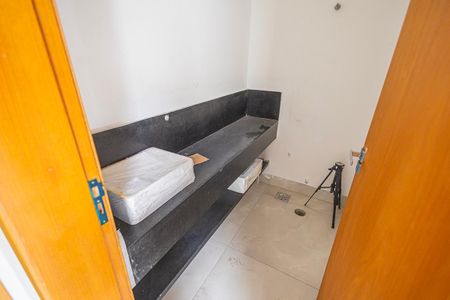 Casa à venda com 125m², 3 quartos e 2 vagaslavabo