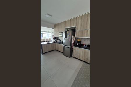 Apartamento para alugar com 105m², 3 quartos e 1 vaga