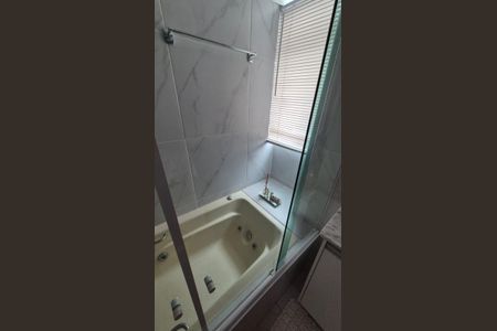 Apartamento para alugar com 105m², 3 quartos e 1 vaga