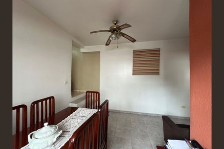 Casa para alugar com 200m², 2 quartos e 2 vagas Casa para alugar com 200m², 2 quartos e 2 vagasSala de Jantar