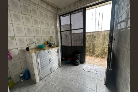 Casa para alugar com 200m², 2 quartos e 2 vagas Casa para alugar com 200m², 2 quartos e 2 vagasÁrea de Serviço