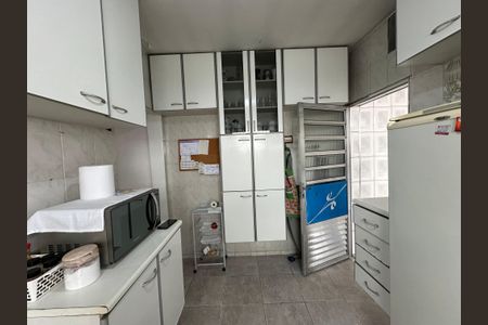 Casa para alugar com 200m², 2 quartos e 2 vagas Casa para alugar com 200m², 2 quartos e 2 vagasCozinha