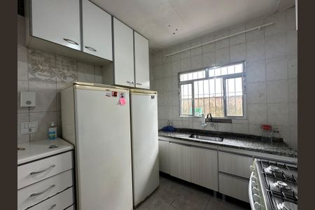 Casa para alugar com 200m², 2 quartos e 2 vagas Casa para alugar com 200m², 2 quartos e 2 vagasCozinha