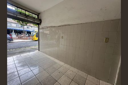 Casa para alugar com 200m², 2 quartos e 2 vagas Casa para alugar com 200m², 2 quartos e 2 vagasGaragem