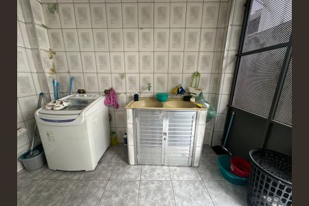 Casa para alugar com 200m², 2 quartos e 2 vagas Casa para alugar com 200m², 2 quartos e 2 vagasÁrea de Serviço