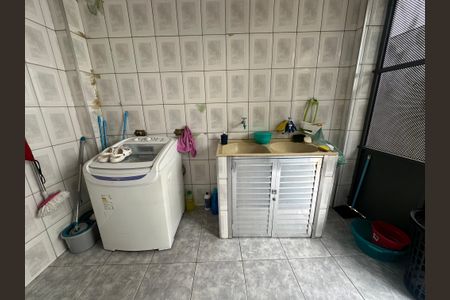 Casa para alugar com 200m², 2 quartos e 2 vagas Casa para alugar com 200m², 2 quartos e 2 vagasÁrea de Serviço