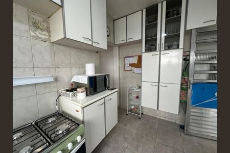 Casa para alugar com 200m², 2 quartos e 2 vagas Casa para alugar com 200m², 2 quartos e 2 vagasCozinha