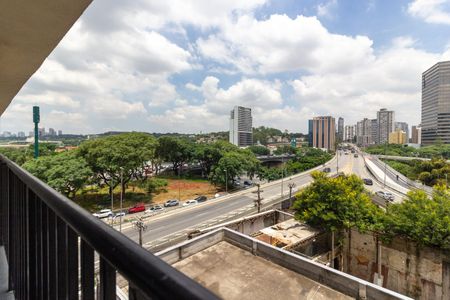 Vista/Varanda de kitnet/studio para alugar com 1 quarto, 24m² em Pinheiros, São Paulo
