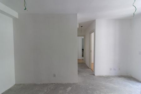 Sala de apartamento à venda com 3 quartos, 61m² em Usina Piratininga, São Paulo