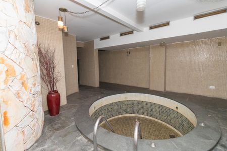 Casa para alugar com 500m², 3 quartos e 4 vagasOfurô