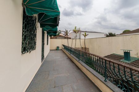 Casa para alugar com 500m², 3 quartos e 4 vagasCorredor Externo