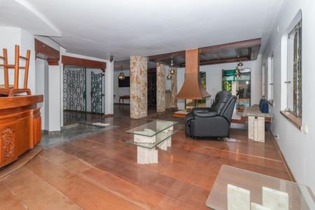 Casa para alugar com 500m², 3 quartos e 4 vagasSala