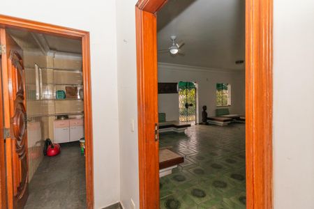 Casa para alugar com 500m², 3 quartos e 4 vagasDespensa