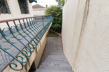 Casa para alugar com 500m², 3 quartos e 4 vagasCorredor Externo