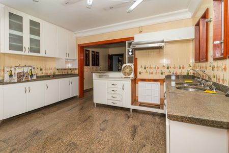 Casa para alugar com 500m², 3 quartos e 4 vagasCozinha