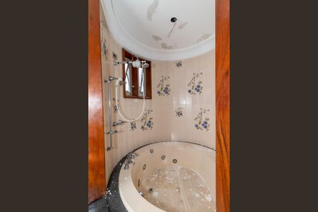 Casa para alugar com 500m², 3 quartos e 4 vagasBanheiro da Suíte 1