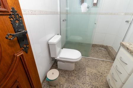 Casa para alugar com 500m², 3 quartos e 4 vagasBanheiro da Suíte 3