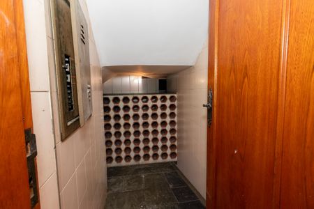 Casa para alugar com 500m², 3 quartos e 4 vagasAdega