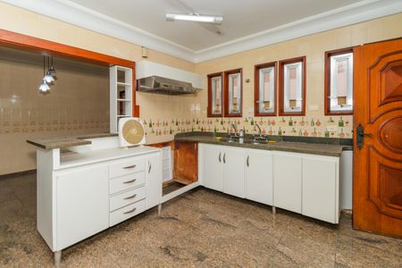 Casa para alugar com 500m², 3 quartos e 4 vagasCozinha