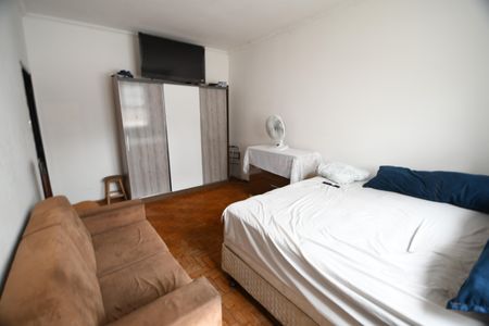 Casa para alugar com 245m², 2 quartos e sem vagaQuarto 1