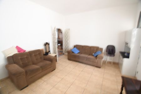 Casa para alugar com 245m², 2 quartos e sem vagaSala