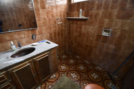 Casa para alugar com 245m², 2 quartos e sem vagaBanheiro