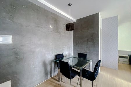 Sala de kitnet/studio para alugar com 1 quarto, 40m² em Jardim Anália Franco, São Paulo