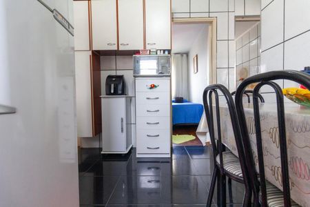 Apartamento à venda com 49m², 2 quartos e 1 vaga Apartamento à venda com 49m², 2 quartos e 1 vagaCozinha