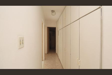 Apartamento à venda com 85m², 3 quartos e 1 vagaCorredor