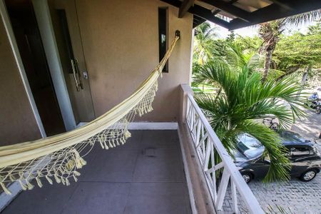 Casa de condomínio para alugar com 230m², 4 quartos e 3 vagasvaranda do Quarto 1