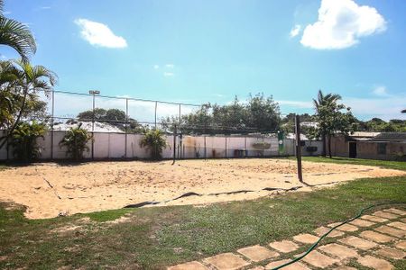 Casa de condomínio para alugar com 230m², 4 quartos e 3 vagasArea de Volei