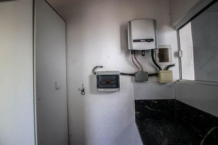 Casa de condomínio para alugar com 230m², 4 quartos e 3 vagasLavanderia