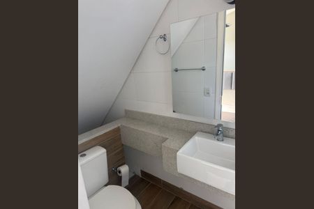 Casa para alugar com 172m², 4 quartos e 2 vagasBanheiro