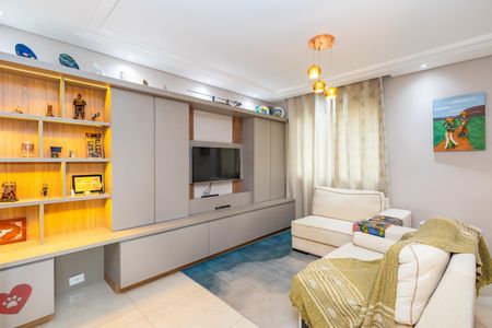 Casa para alugar com 172m², 4 quartos e 2 vagasSala