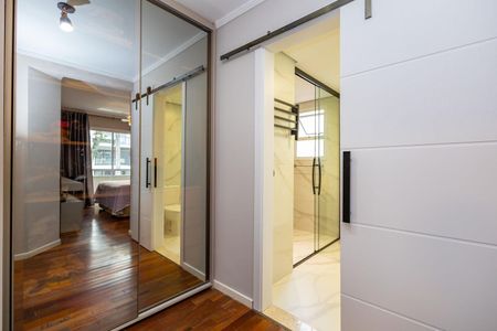 Casa para alugar com 172m², 4 quartos e 2 vagasQuarto