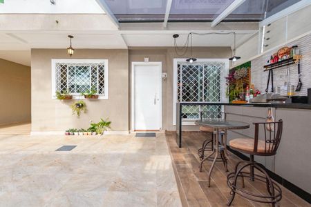 Casa para alugar com 172m², 4 quartos e 2 vagasÁrea gourmet