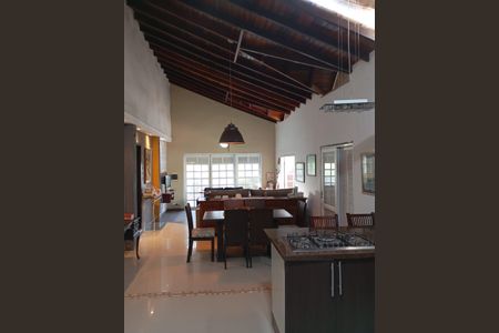 Sala de casa para alugar com 2 quartos, 127m² em Jacarei, São José dos Campos