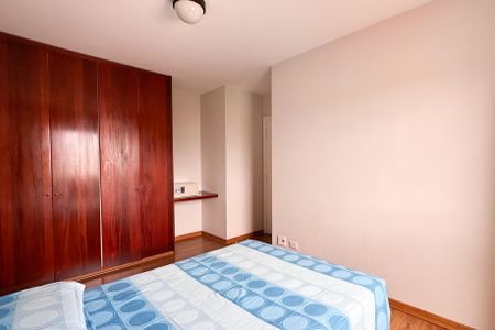Apartamento para alugar com 45m², 2 quartos e 2 vagas Apartamento para alugar com 45m², 2 quartos e 2 vagasQuarto 2