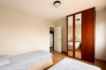 Apartamento para alugar com 45m², 2 quartos e 2 vagas Apartamento para alugar com 45m², 2 quartos e 2 vagasQuarto 1