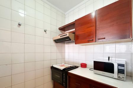 Apartamento para alugar com 45m², 2 quartos e 2 vagas Apartamento para alugar com 45m², 2 quartos e 2 vagasCozinha