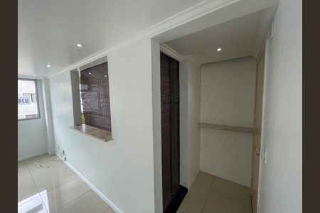 Sala de apartamento para alugar com 2 quartos, 48m² em Honório Gurgel, Rio de Janeiro