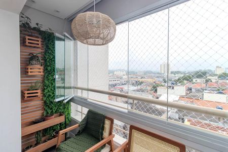 Sacada de apartamento à venda com 2 quartos, 43m² em Vila Santa Terezinha (Zona Norte), São Paulo