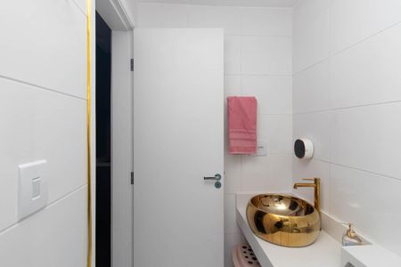 Apartamento à venda com 43m², 2 quartos e 1 vaga Apartamento à venda com 43m², 2 quartos e 1 vagaBanheiro