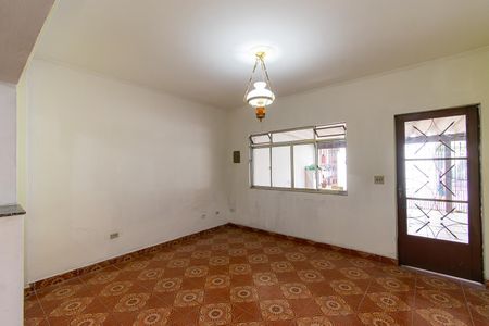 Casa para alugar com 105m², 3 quartos e 3 vagasSala