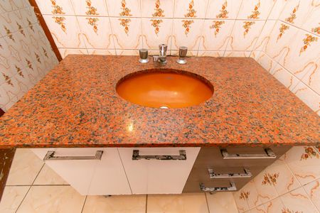 Casa para alugar com 105m², 3 quartos e 3 vagasBanheiro 2