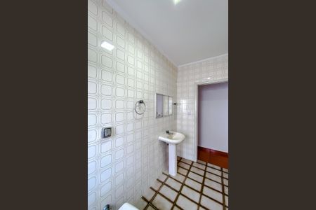 Casa para alugar com 190m², 3 quartos e 2 vagas Casa para alugar com 190m², 3 quartos e 2 vagasBanheiro