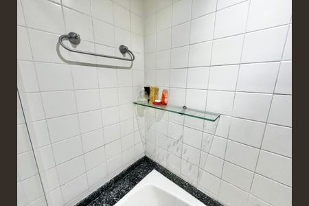 Apartamento à venda com 151m², 4 quartos e 2 vagasBanheiro da Suíte 3