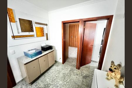 Apartamento à venda com 151m², 4 quartos e 2 vagasCopa
